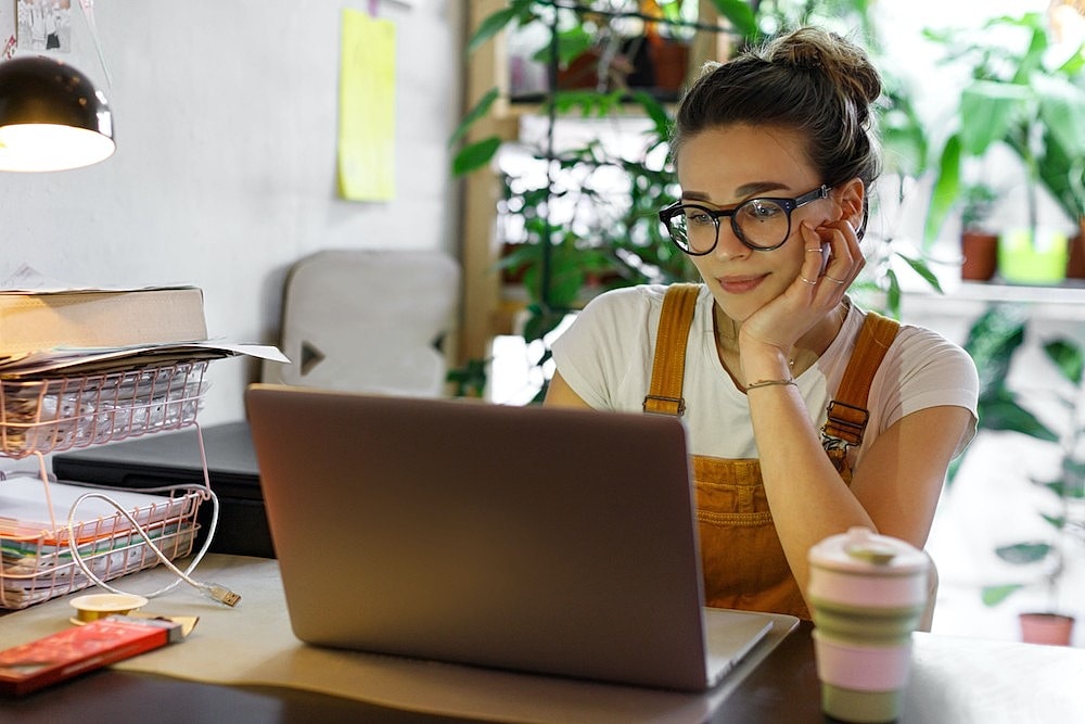 How to Stay Healthy While Working From Home