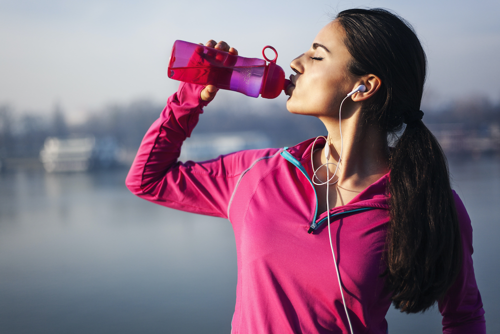 3 Reasons Why You Should Drink a Glass of Water Before Each Meal